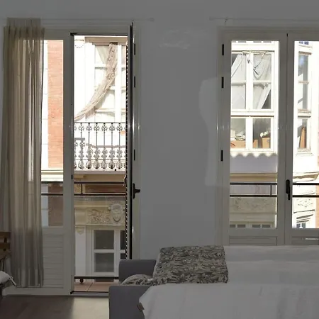 Modern Flat Close To Plaza Merced Apartment *